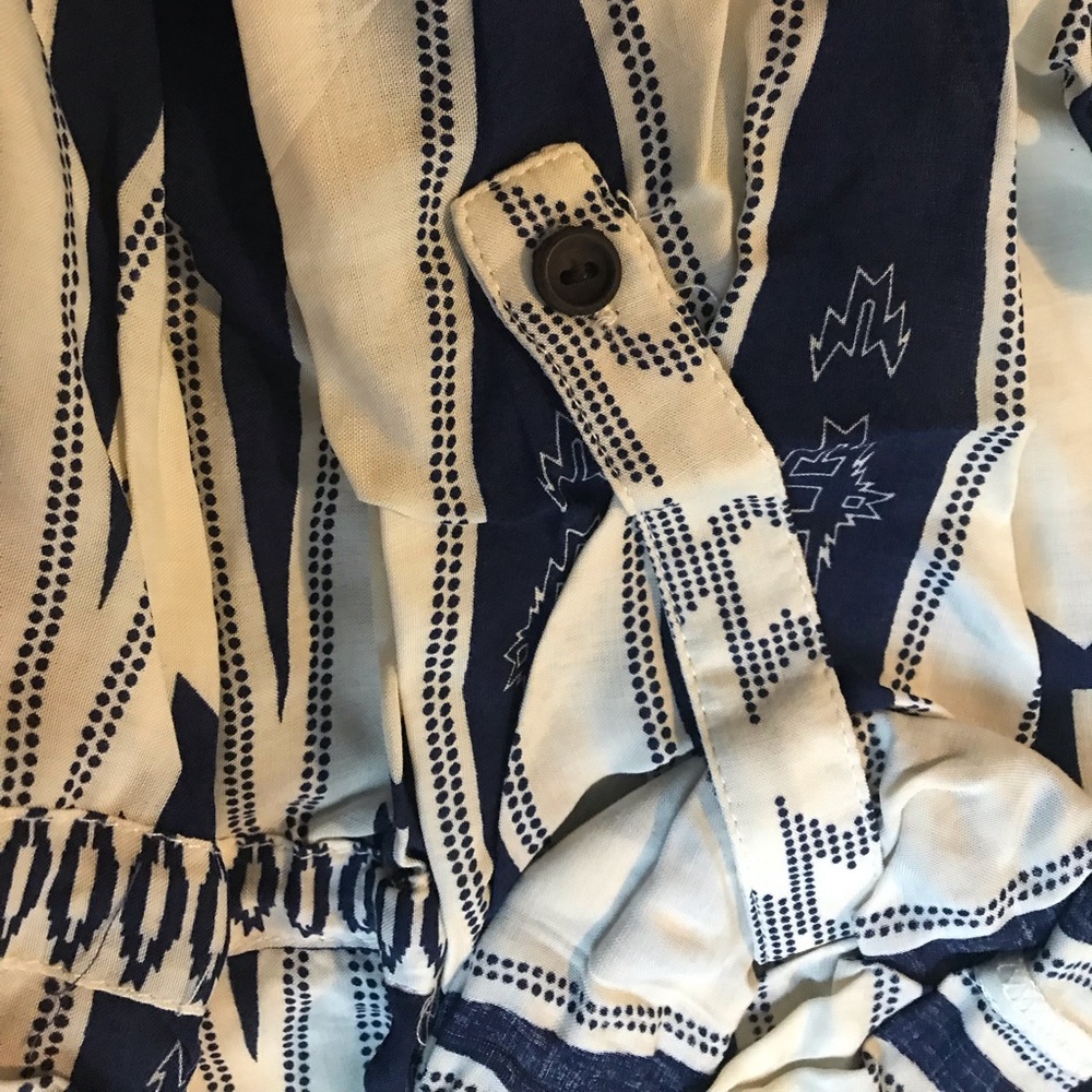 Navy White Pattern Romper - Picture 5 of 6